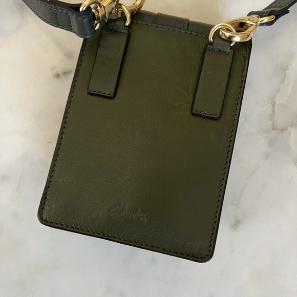 Clarks Crossbody - Picture 4 of 8
